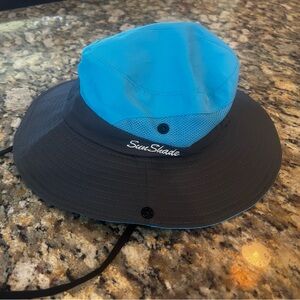 Women's Blue and Black Sun Hat